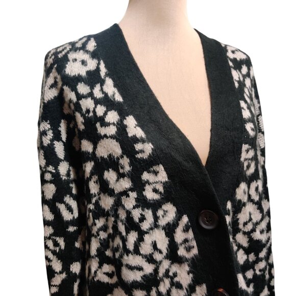 Universal Thread S Black White Leopard Print Knit Cardigan Button Front Sweater - Picture 2 of 8